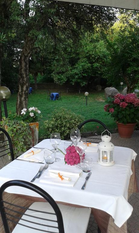 Al Castello Bed And Breakfast Cornate d'Adda Exterior photo